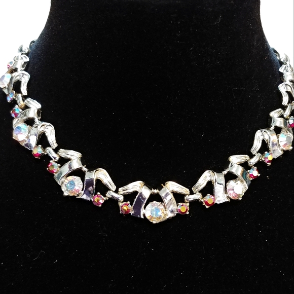 Vintage 60s Aurora Rhinestone Silvertone Link Choker Necklace - Picture 1 of 7